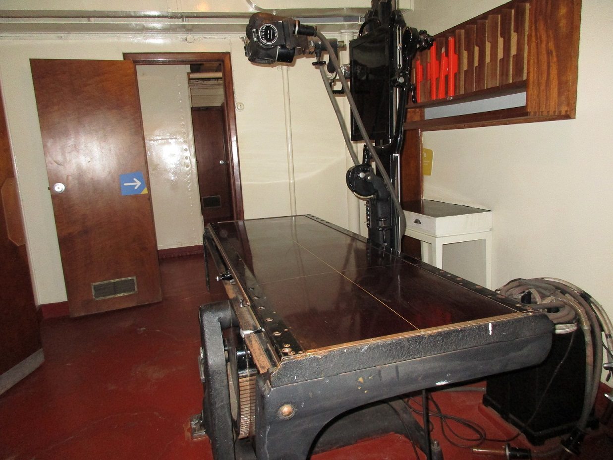 X-Ray room, Navio-hospital Gil Eannes, Viana do Castelo (1).JPG